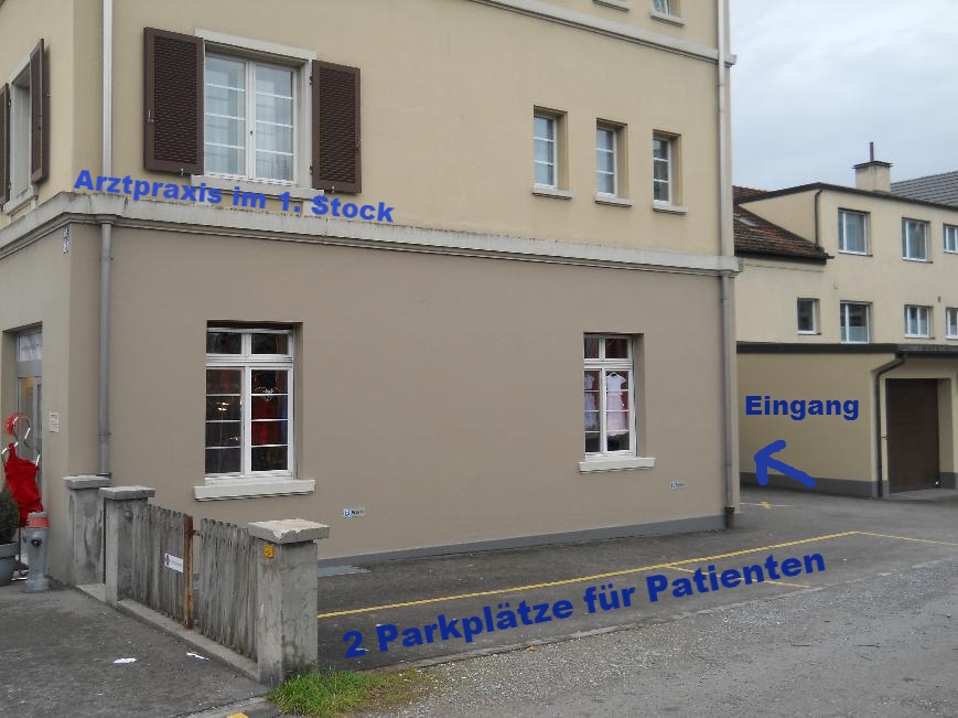 Arztpraxis, Parkplatz